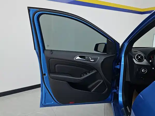 Mercedes-Benz B-Class 2016