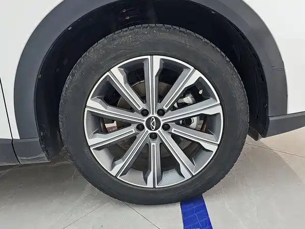 Chery Tiggo 8L 2024