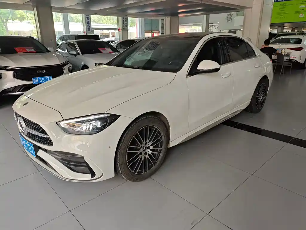 Mercedes-Benz C-Class 2023 — фото 1