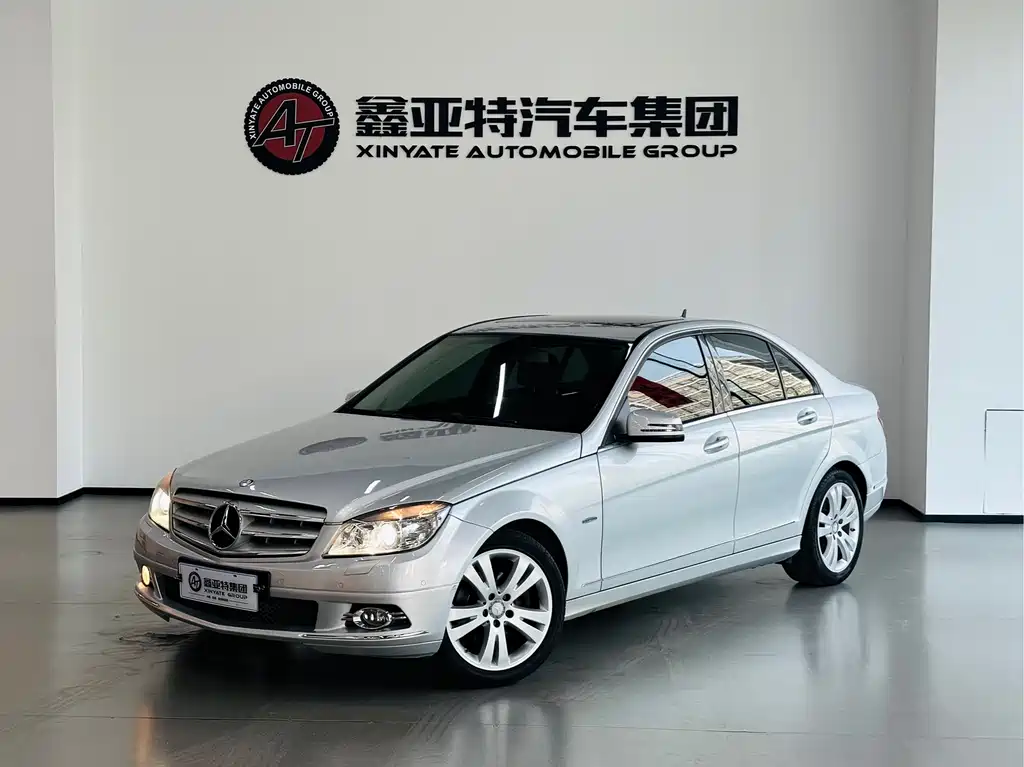 Mercedes-Benz C-Class 2011