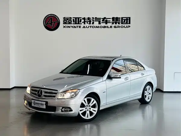 Mercedes-Benz C-Class 2011