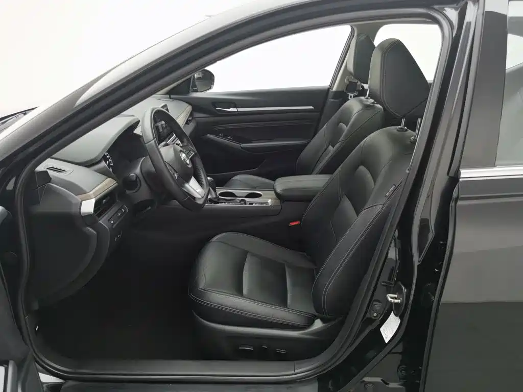 Nissan Teana 2021 — фото 10