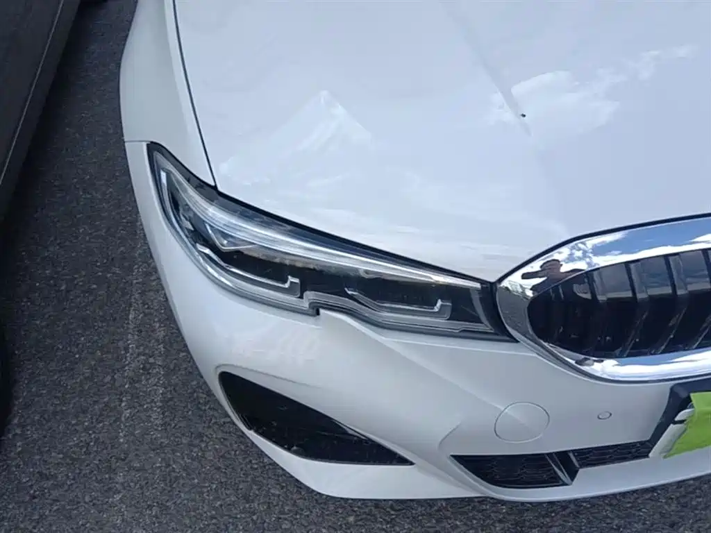 BMW 3 Series 2021 — фото 13