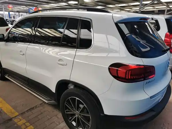 Volkswagen Tiguan 2015