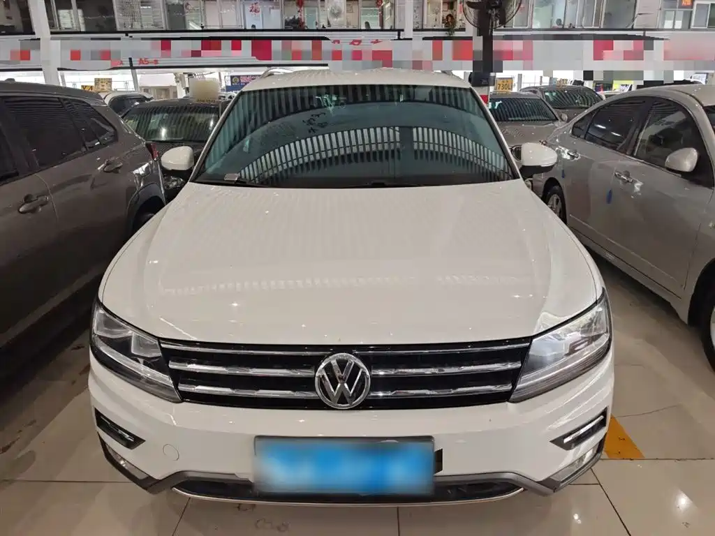 Volkswagen Tiguan L 2018 — фото 3