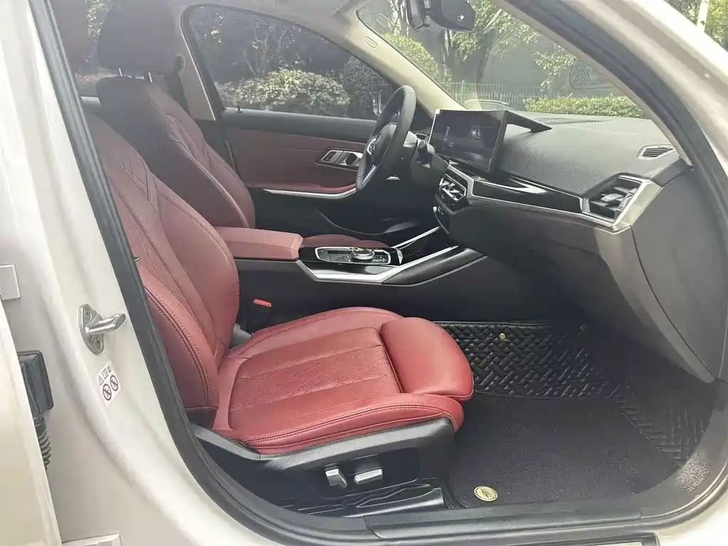 BMW i3 2023