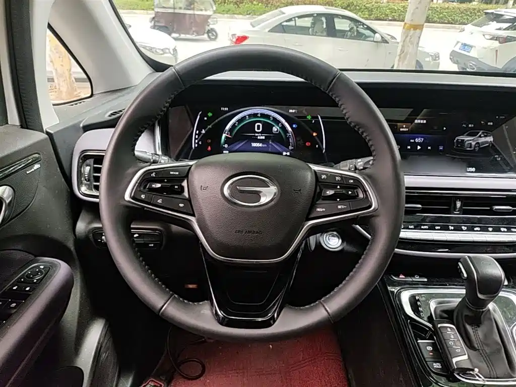 GAC Motor Trumpchi M6 2025 — фото 11