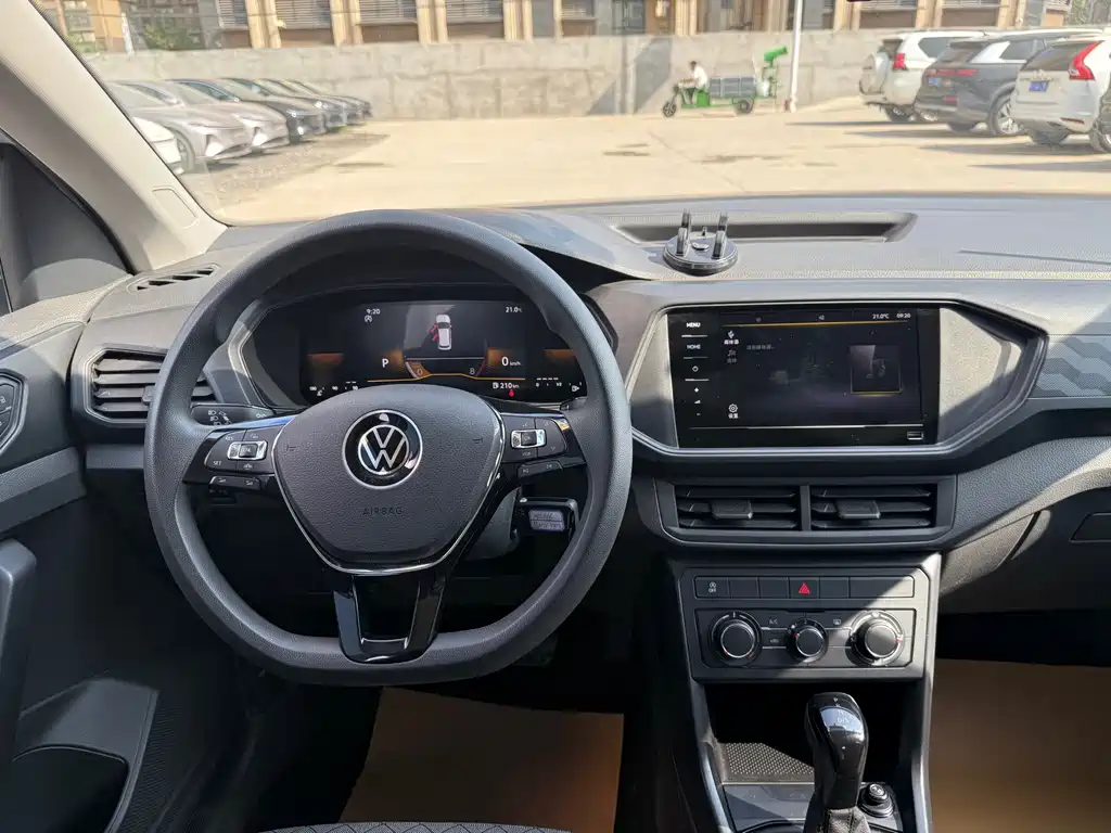 Volkswagen T-Cross 2025 — фото 10