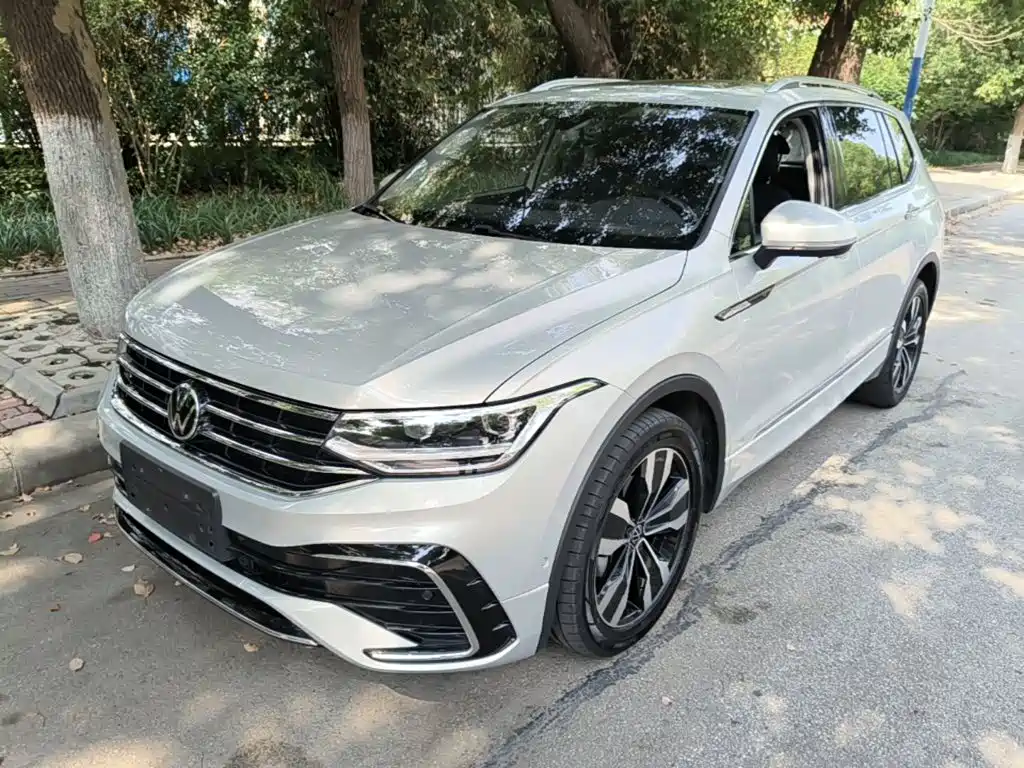 Volkswagen Tiguan L 2023 — фото 2
