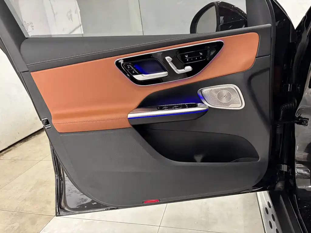 Mercedes-Benz GLC 2026 — фото 10