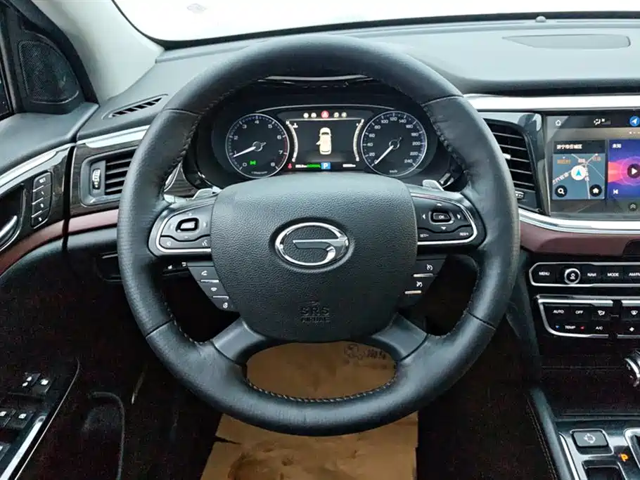 GAC Trumpchi GS8 2018 — фото 15