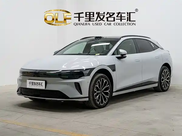 Zeekr 007GT 2025