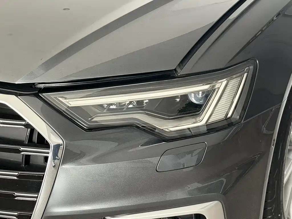Audi A6L 2024 — фото 13