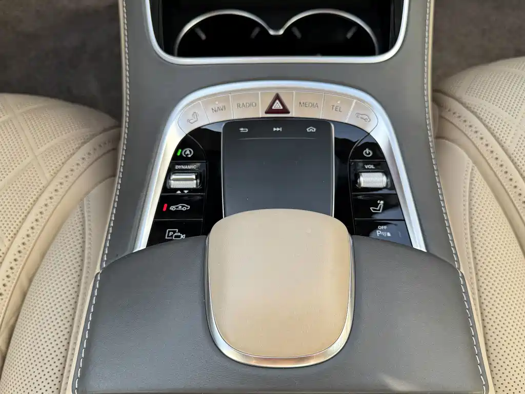 Mercedes-Benz Maybach S-Class 2019 — фото 10