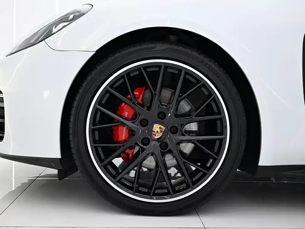 Porsche Panamera 2021 — фото 4