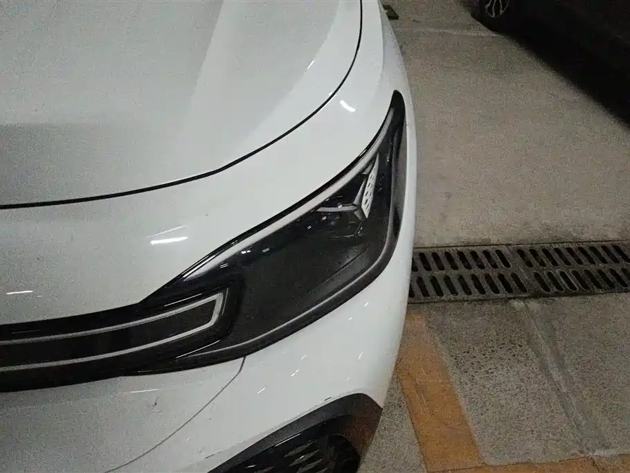 Volkswagen ID.6 Crozz 2021