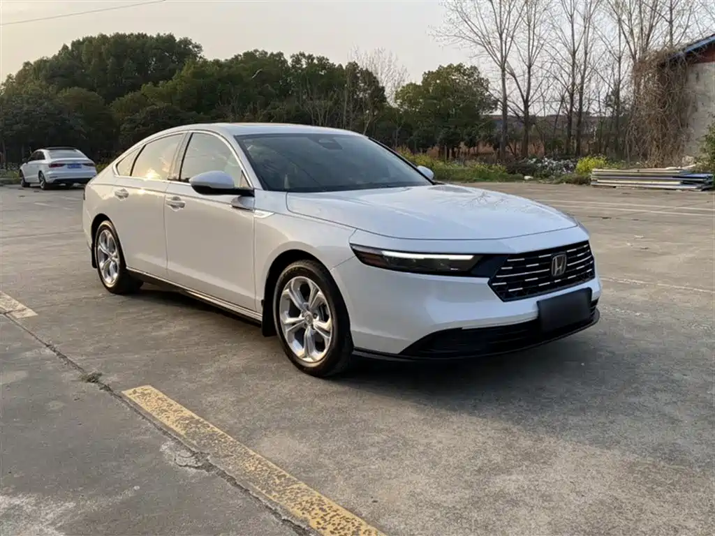 Honda Accord 2024 — фото 10