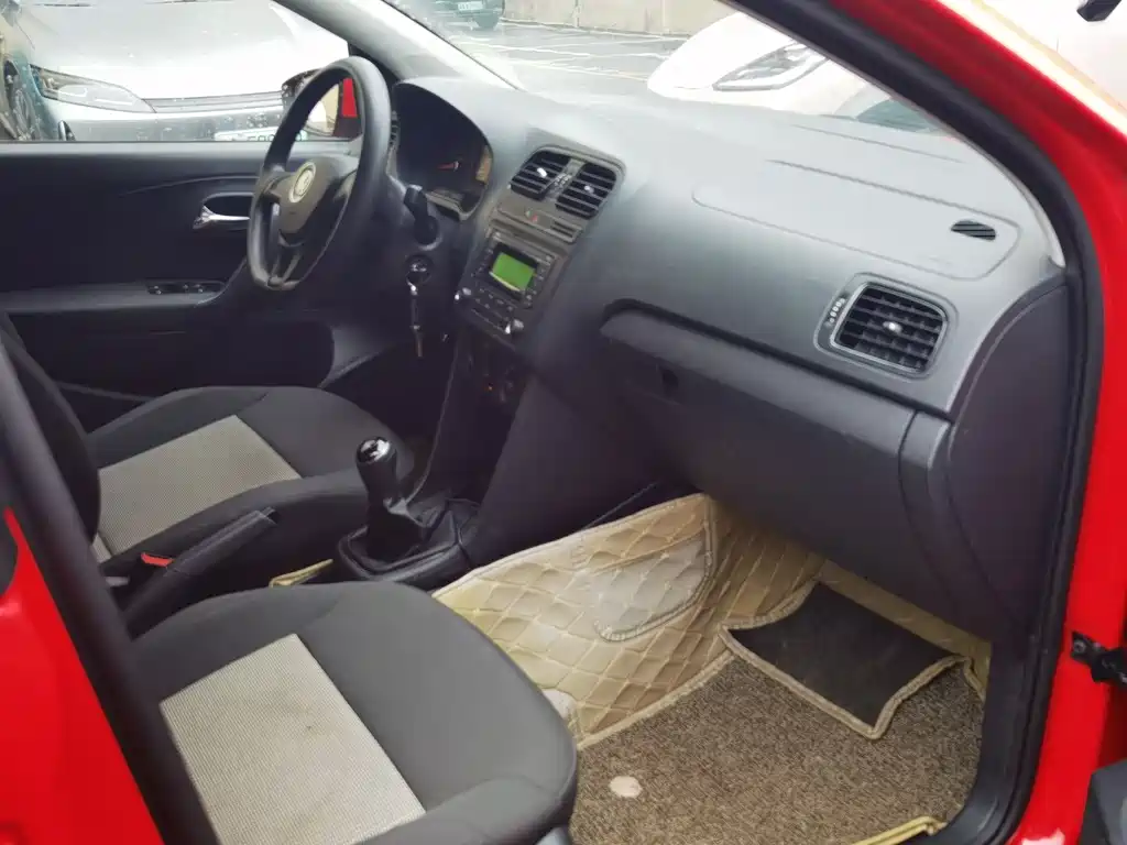 Volkswagen Polo 2016