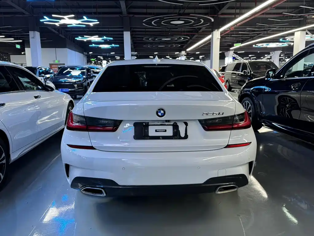 BMW 3 Series 2020 — фото 16