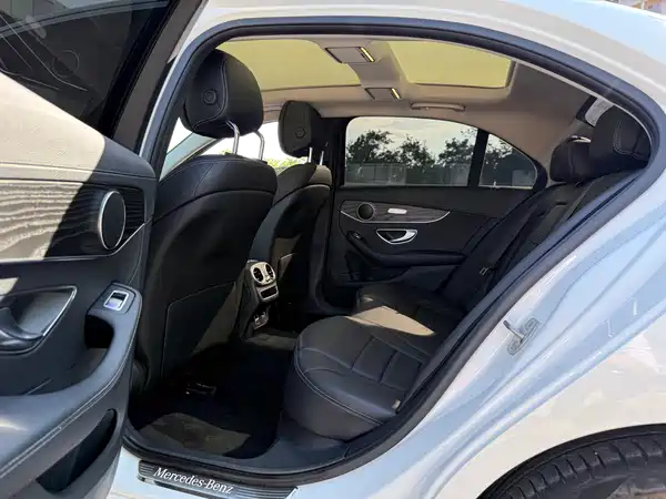 Mercedes-Benz C-Class 2020
