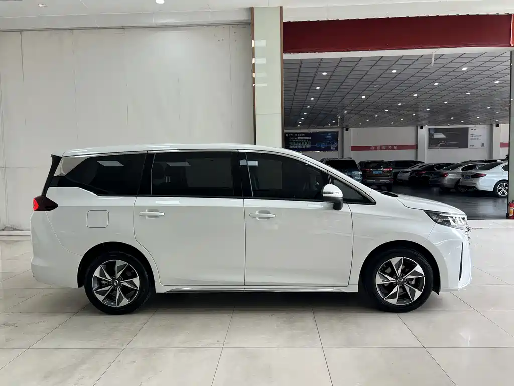 GAC Trumpchi M6 2025 — фото 13