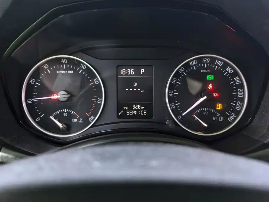 Skoda Octavia 2013 — фото 14