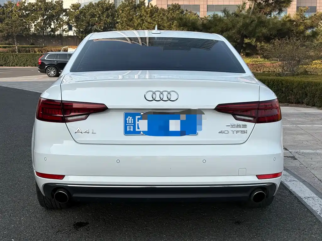 Audi A4L 2018 — фото 3