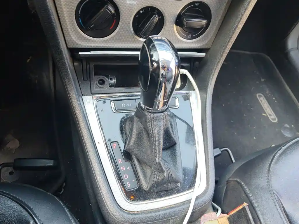 Volkswagen Gran Lavida 2014