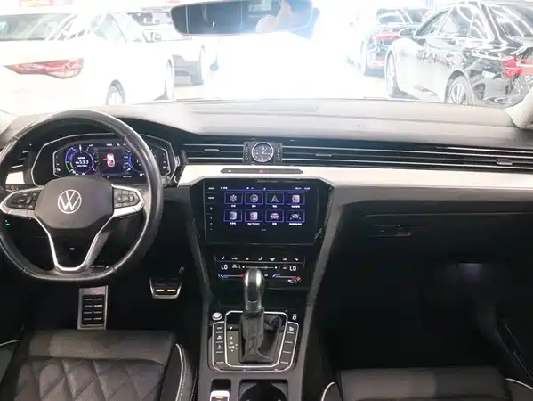 Volkswagen Magotan PHEV 2022
