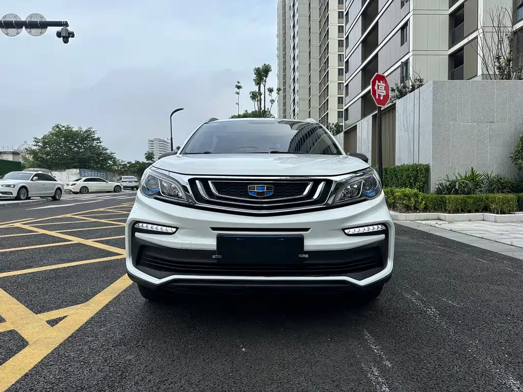 Geely Vision X3 2021 — фото 2