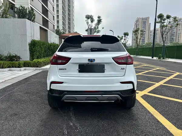 Geely Vision X3 2021