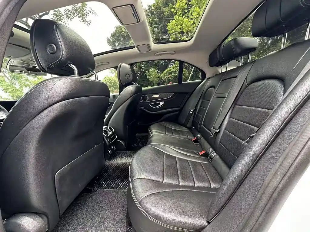 Mercedes-Benz C-Class 2020