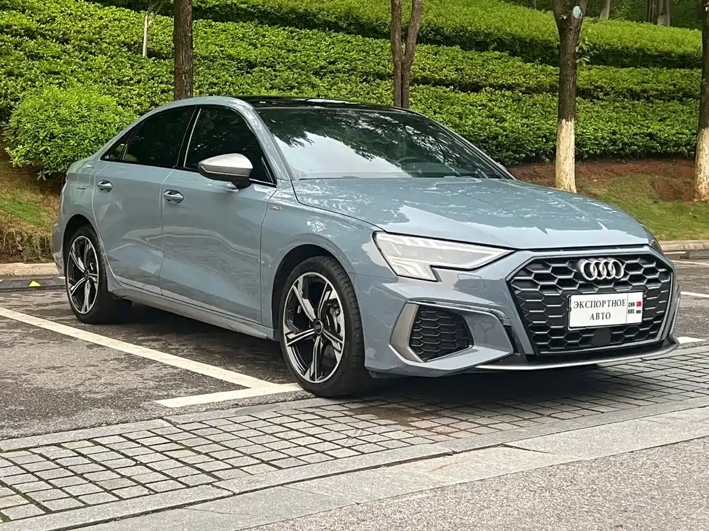 Audi A3 2022 — фото 1