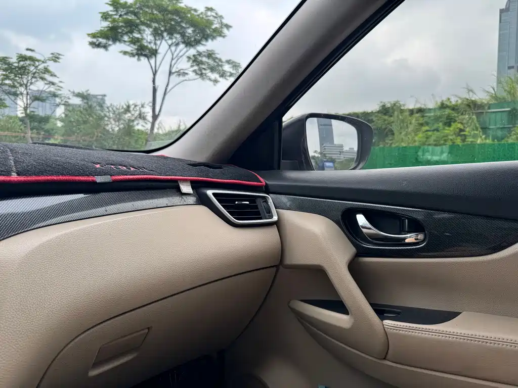 Nissan X-Trail 2015 — фото 20