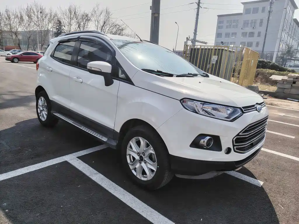 Ford Ecosport 2015 — фото 3