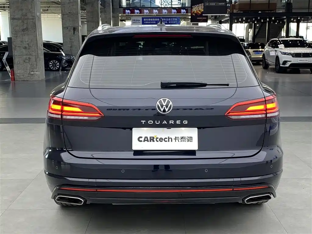 Volkswagen Touareg 2022 — фото 3
