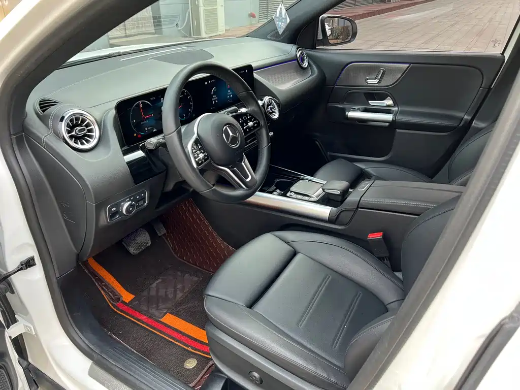 Mercedes-Benz GLA 2023 — фото 8