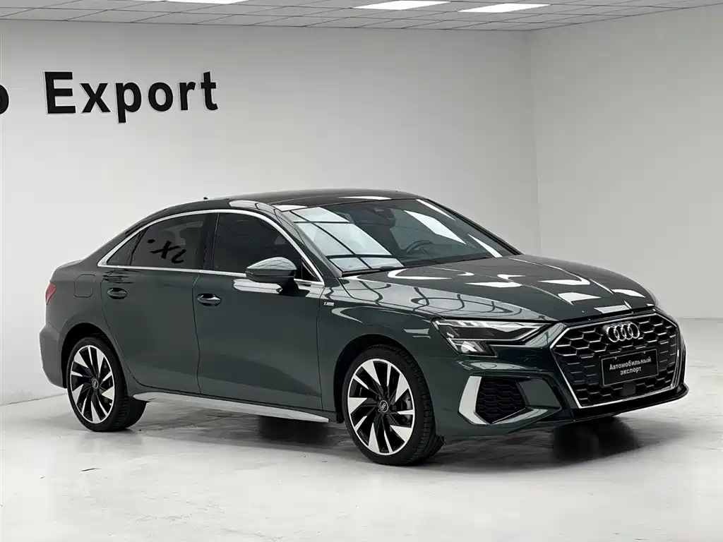 Audi A3 2023 — фото 3