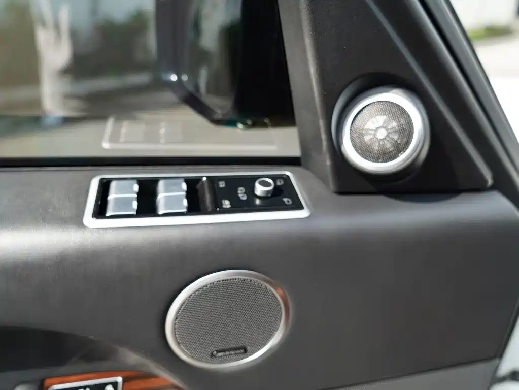 Land Rover Range Rover 2014 — фото 14