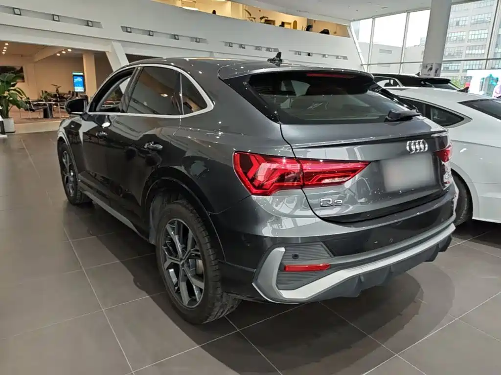 Audi Q3 Sportback 2021