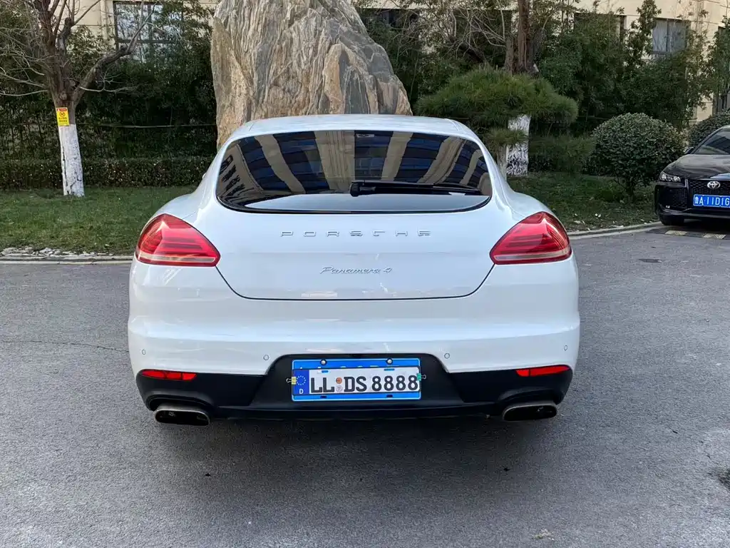 Porsche Panamera 2015 — фото 5