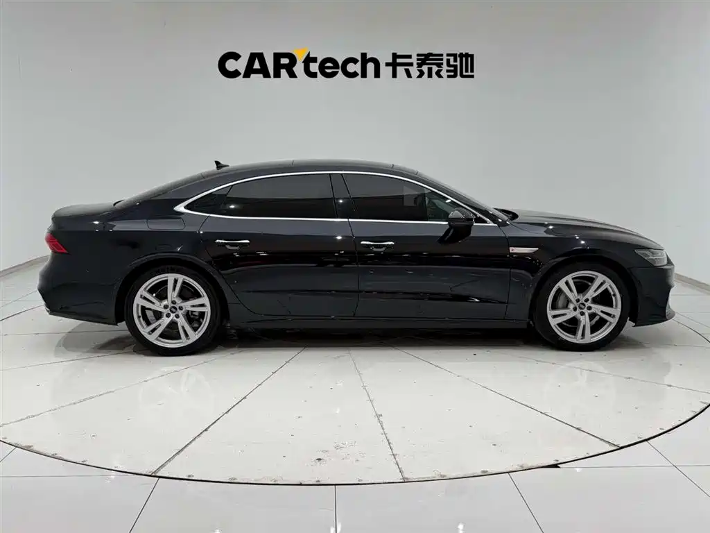 Audi A7L 2022 — фото 12