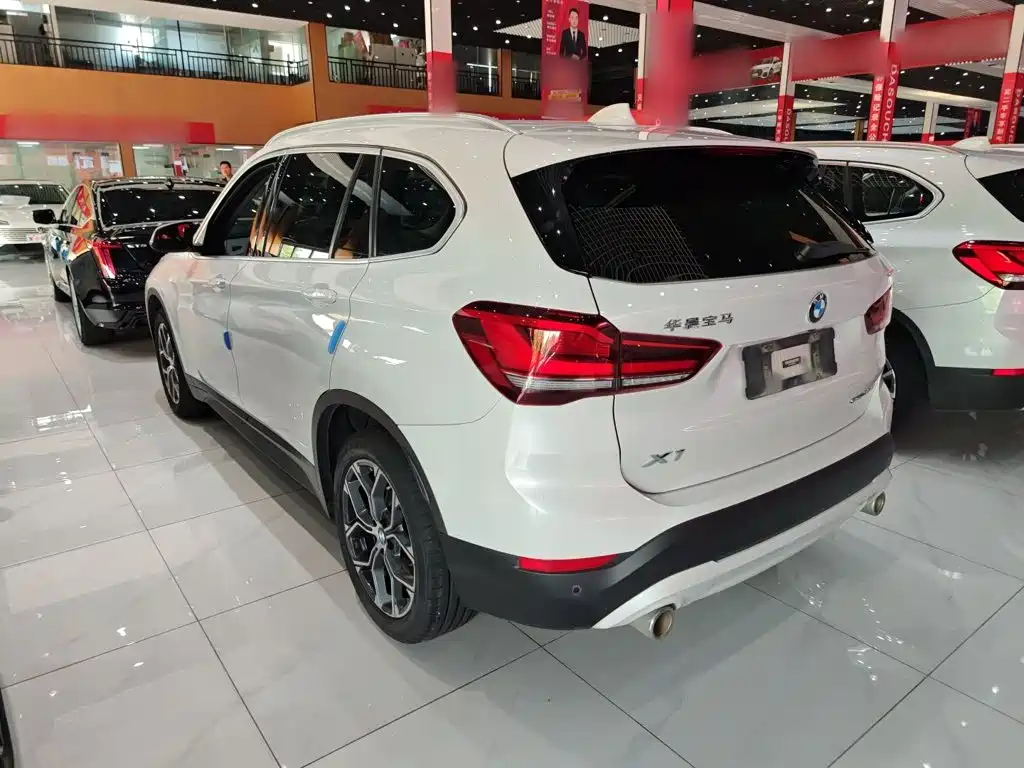 BMW X1 2022 — фото 10