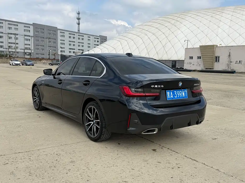 BMW 3 Series 2023