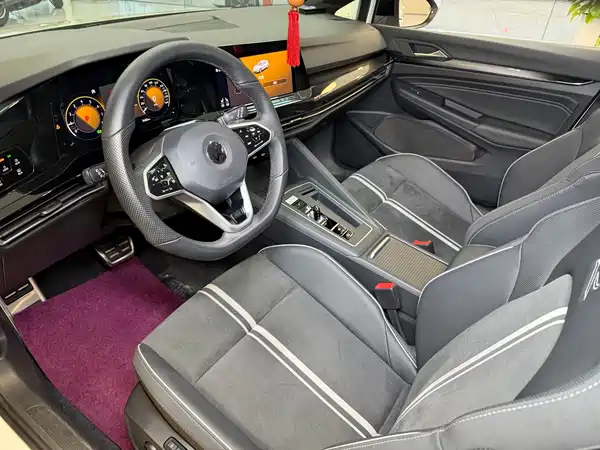 Volkswagen Golf 2022