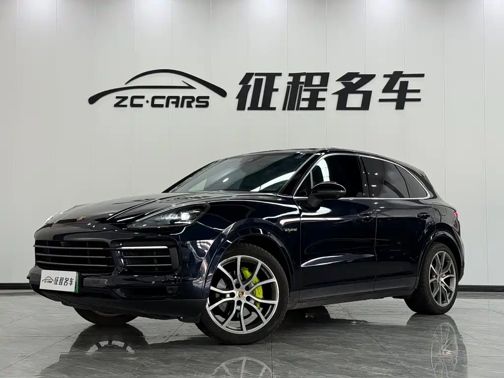 Porsche Cayenne Hybrid 2020