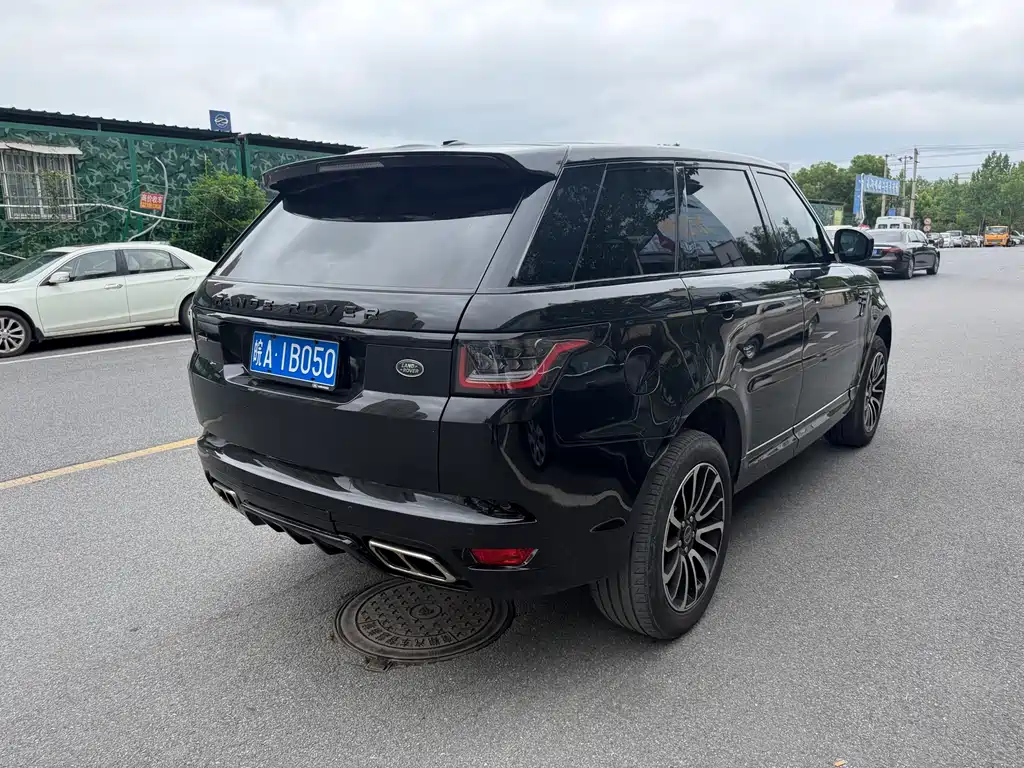 Land Rover Range Rover Sport 2016 — фото 9