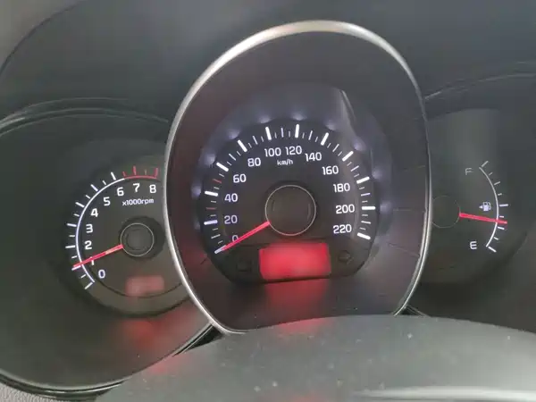 Kia K2 2015