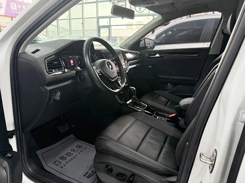 Volkswagen T-Roc 2022