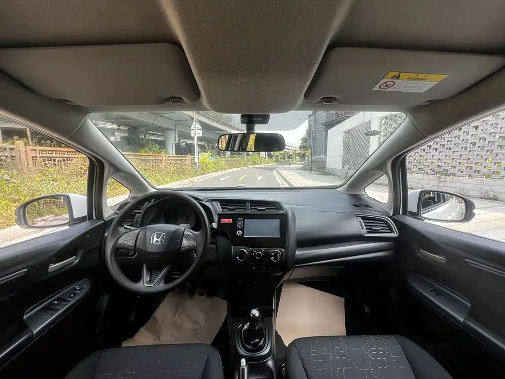 Honda Fit 2016 — фото 42